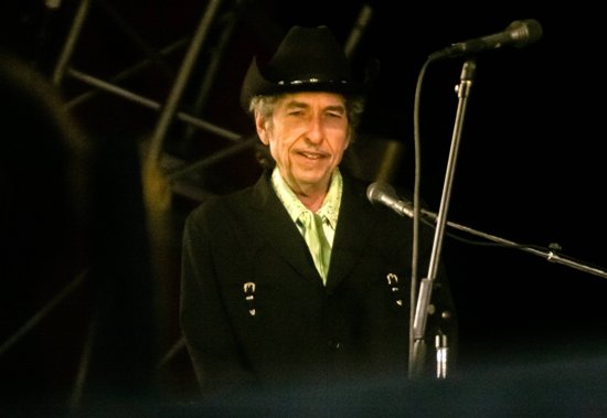 Боб Дилан получил Нобелевскую премию